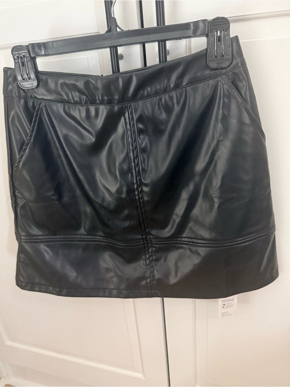 NWT Cupshe Black Faux Leather Mini Skirt with Topstitch Detail